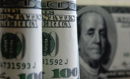 Биржевой курс доллара США в Армении снизился на 2,13 пункта, составив 413,17 драма за $1