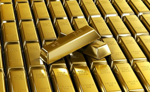 Золото дешевеет на фоне укрепления доллара к мировым валютам