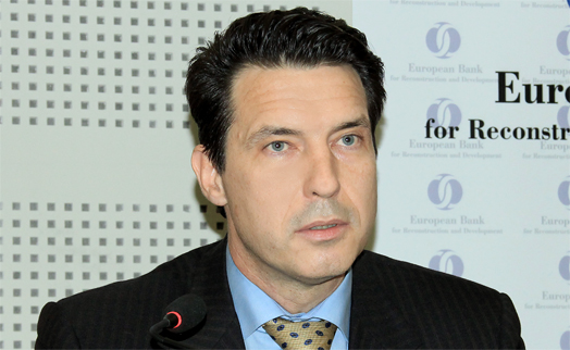 New head of EBRD Yerevan  office welcomes first issue of armenian eurobonds
