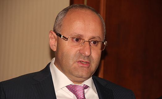 Ashot Osipyan resigns as board chairman of Araratbank