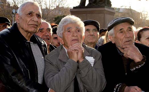 Армения завершит переход на безналичную выплату пенсий к 2023 году
