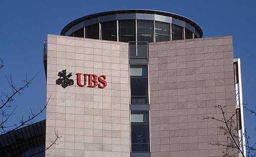 Финансовый холдинг UBS увеличил квартальную прибыль на 14%