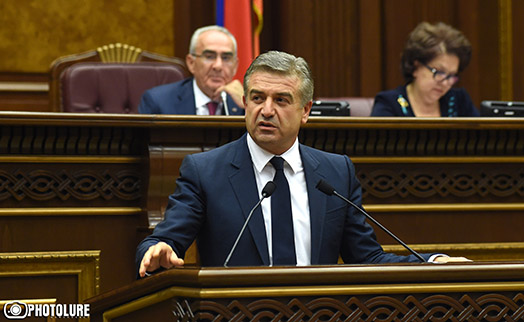 Armenian premier not afraid even of 80% foreign debt