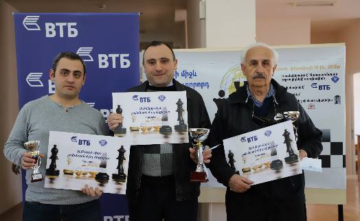 При спонсорстве Банка ВТБ (Армения) завершился 4-й шахматный турнир среди СМИ