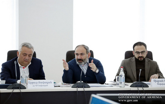 Pashinyan visits central bank’s training and research center in Dilijan