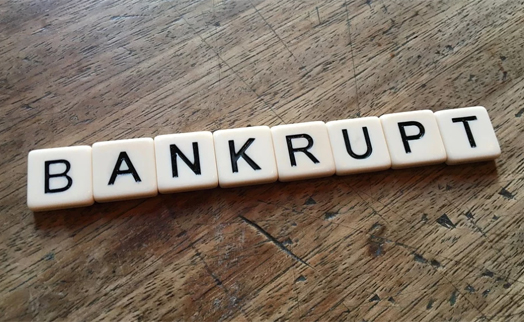 ФРС США предупредила о риске банкротств местных компаний