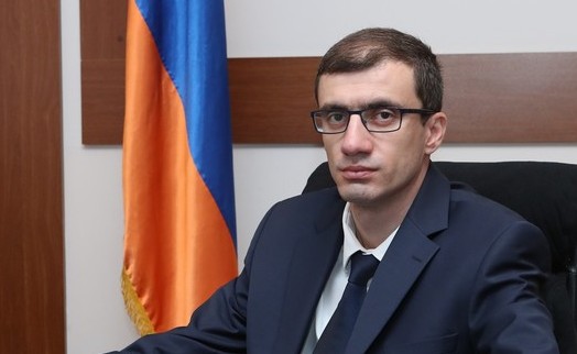 Глава Минсоца Армении ответил на вопросы о владении кредитной организации Mogo и грабительских ставках
