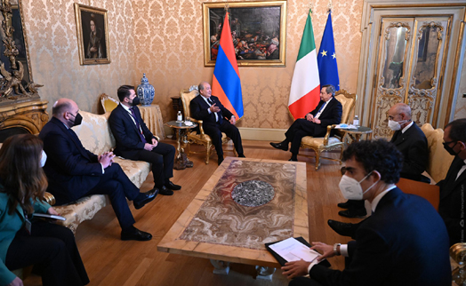 Глава ЦБ Армении обсудил с Марио Драги шаги  по углублению сотрудничества