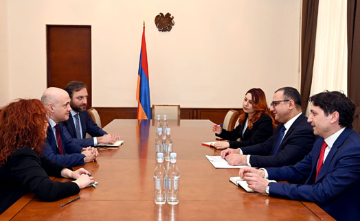 Министру финансов Армении представлен новый глава ереванского офиса ЕБРР