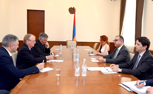 Азиатский банк развития готов поддерживать реализуемые в Армении программы