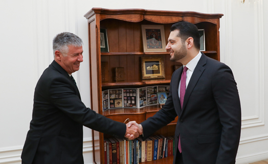 Вице-премьер Армении обсудил с главой офиса АБР новые перспективы сотрудничества