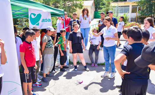 Нет места лучше Армении: Акба банк провел интерактивные игры для участников детского лагеря (ВИДЕО)