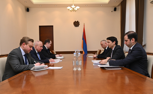 Глава Минфина Армении обсудил с послом России возможности расширения экономического сотрудничества