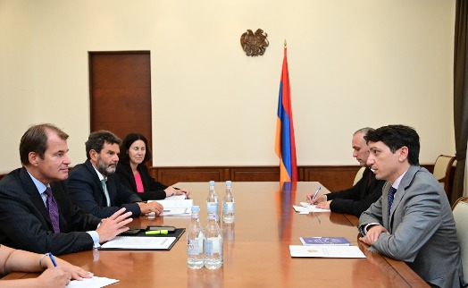 Глава Минфина РА обсудил с первым вице-президентом ЕБРР проведение собрания банка в Армении