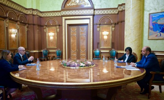 Глава аппарата премьера Армении обсудил со старшим советником ЕБРР вопросы сотрудничества